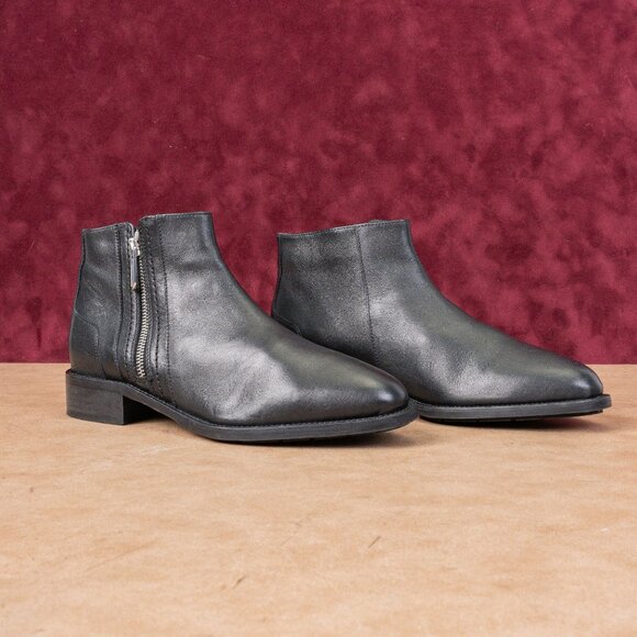 Aquatalia Women Nadie Black Leather Ankle Zip Dressy Office Boots size 7.5 - Picture 1 of 8